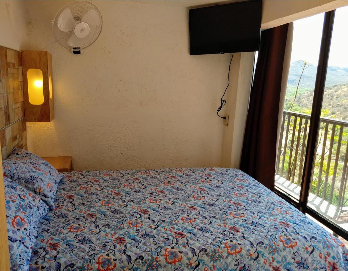 Hotel Alcatraces El Pueblito  Eksteriør billede