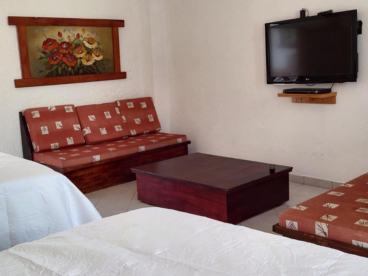Hotel Alcatraces El Pueblito  Eksteriør billede